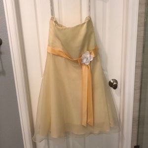 Strapless yellow dress